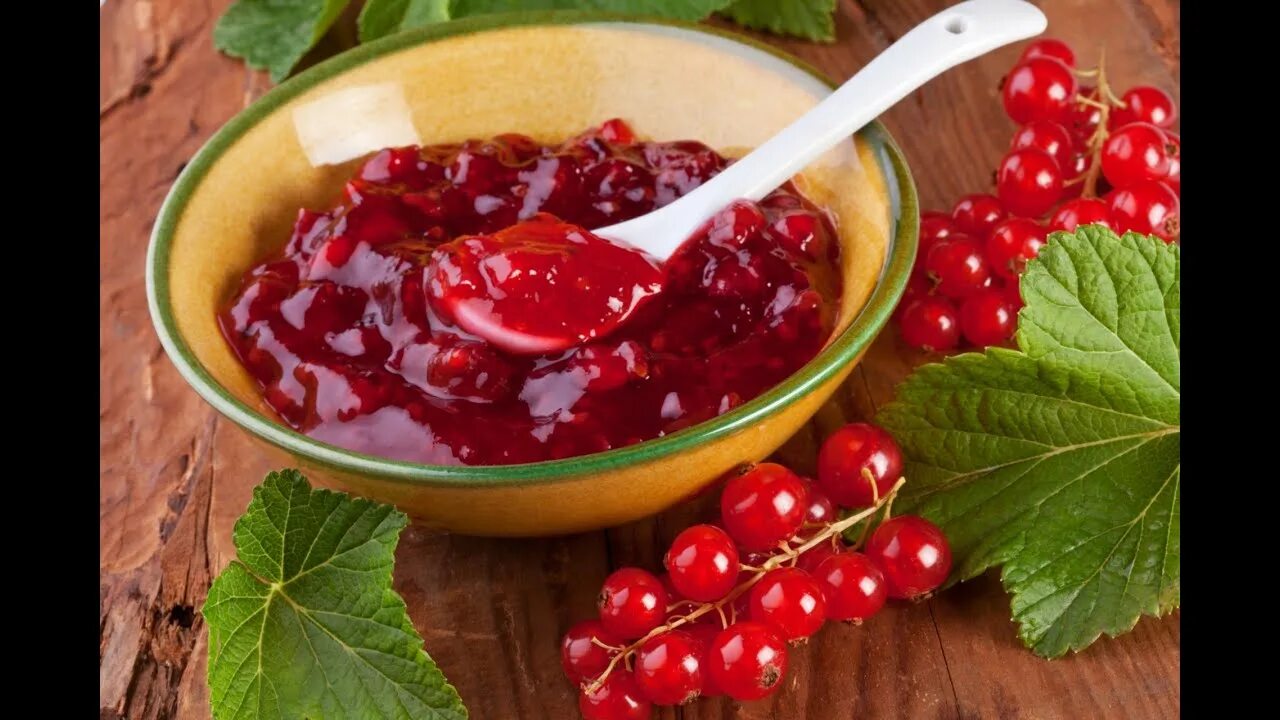 Желейное варенье из смородины рецепт. Конфитюр &quot;красная смородина&quot;. смородиновое варенье красное. красная смородина желе. варенье из красной смородины.