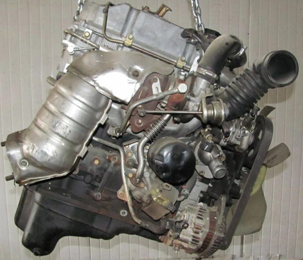 Мицубиси 4д56. 4d56u. Двигатель Mitsubishi 4d56. Двигатель Mitsubishi l200. Двигатель Митсубиси 4д56..