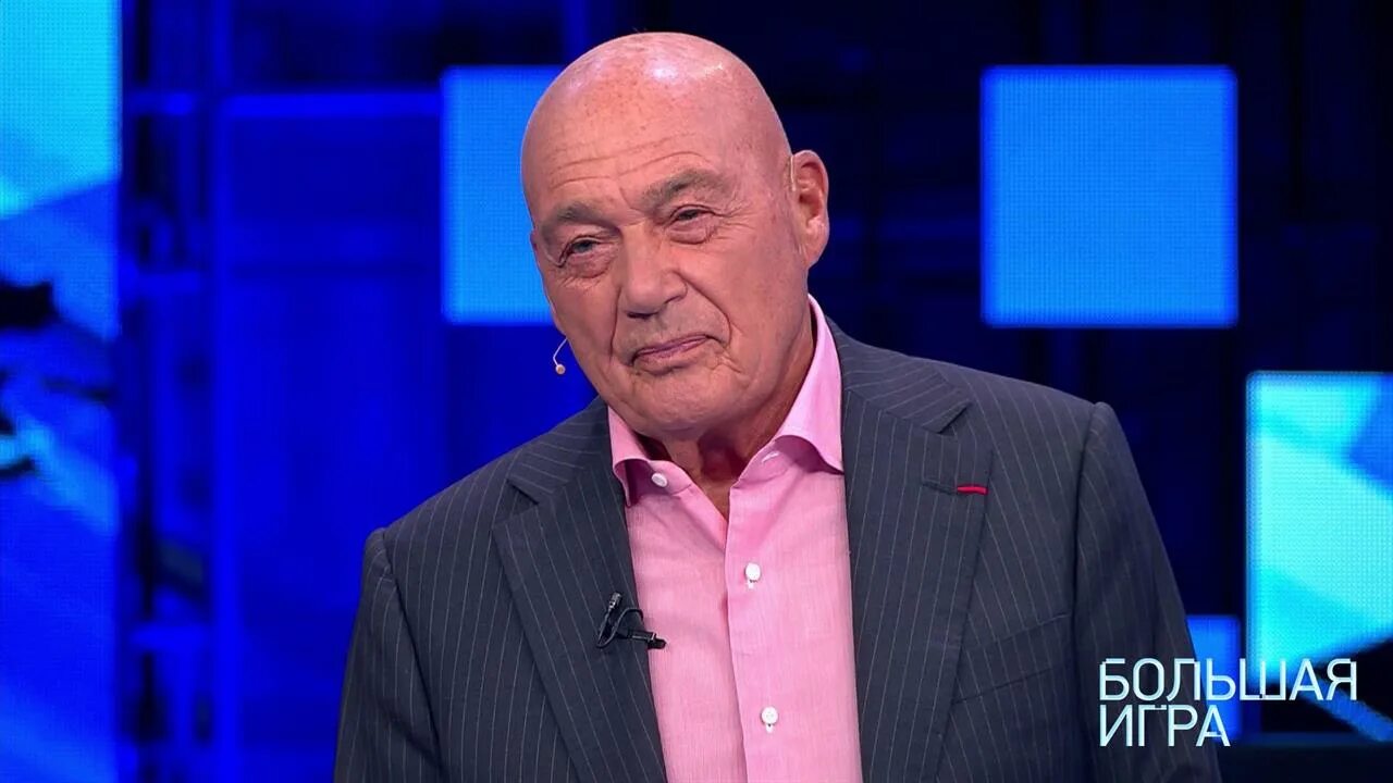 Большая игра на 1 канале. Большая игра на 1 с дмитрием саймсом. Большая игра никонов саймс. Большая игра первый канал ведущий. Большая игра никонов саймс.