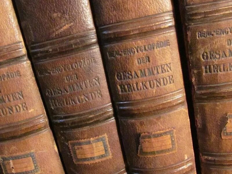 Книги конец 19 века