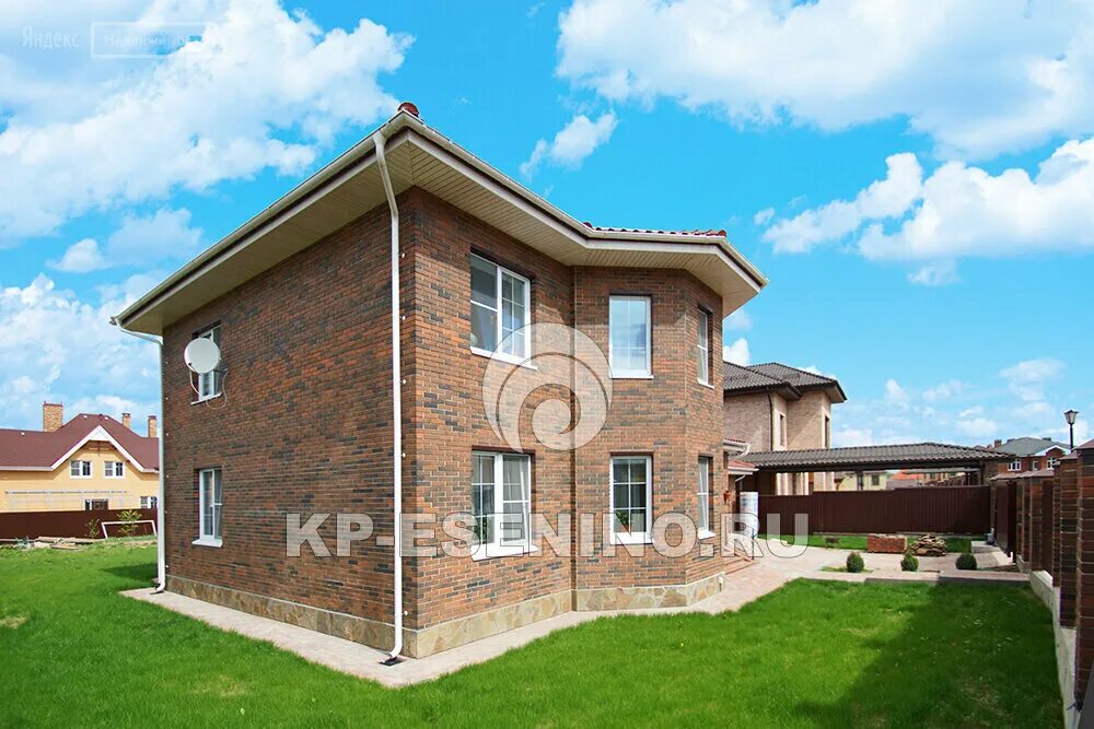 проект двухэтажного дома с мансардой. 2а-220м. современный двухэтажный коттедж. 2 этажный дом с гаражом и верандой. коттеджа с циркульным эркером.