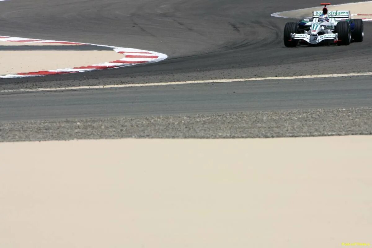 F1 alfa romeo 2022 lady. Alpine f1 2023 bahrain. Календарь гран при формулы 1 2021. Международный автодром бахрейна f1. Гран при бразилии 2012.