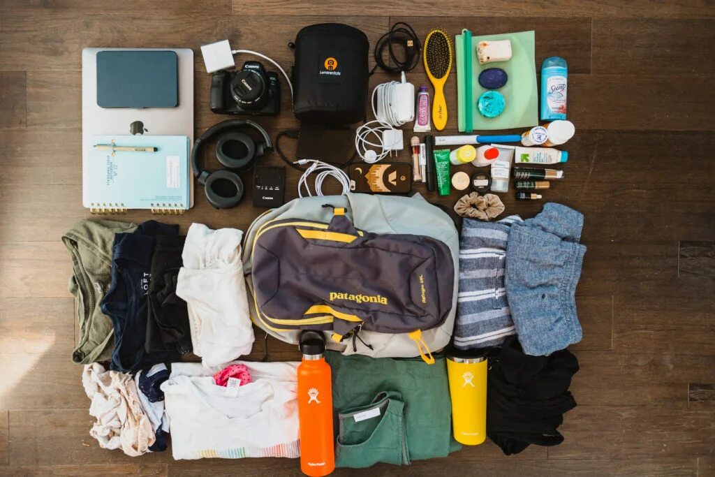 Packing Light. Items for Travel. Travelling Light. Рюкзак Plus.