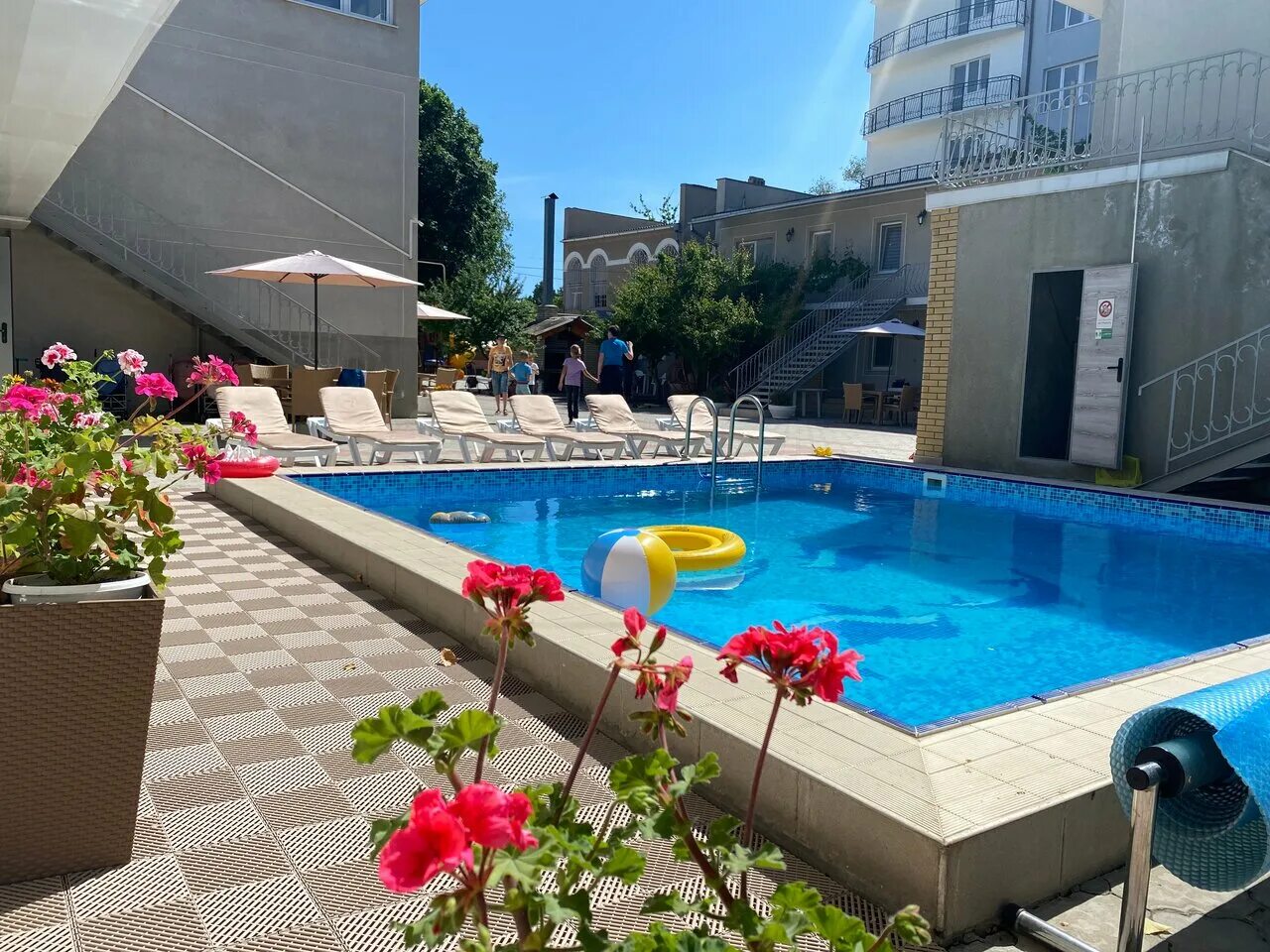 дивноморское ул каштановая 2. фаворит евпатория гостевой. гостевой дом фаворит. фаворит геленджик 3. дивноморское каштановая 10.