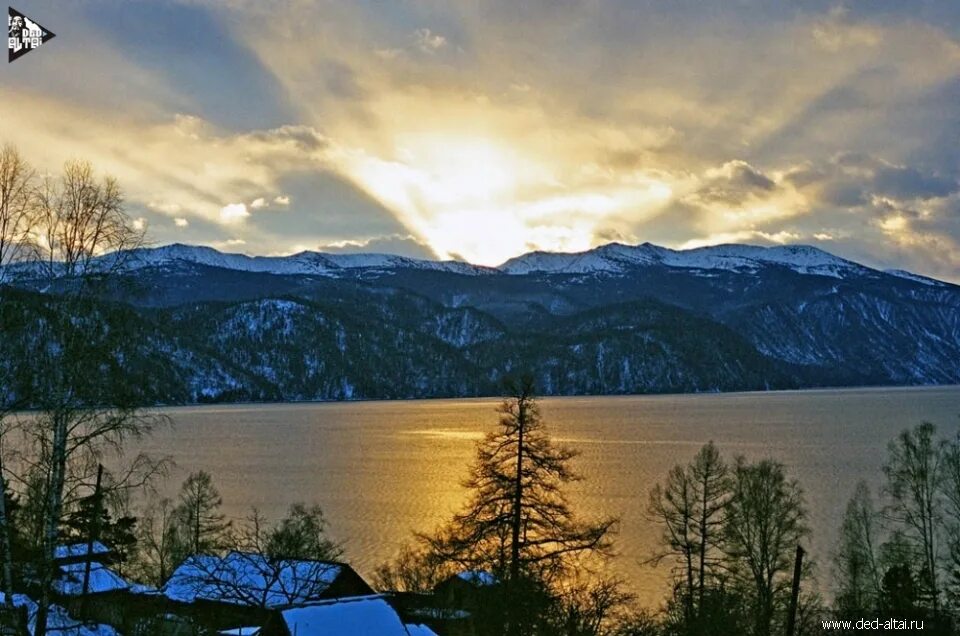 усть-коксинский район акемское озеро. дед на речке. долина семи озёр горного алтая. дедуш на озеро плавкий. озеро дед.