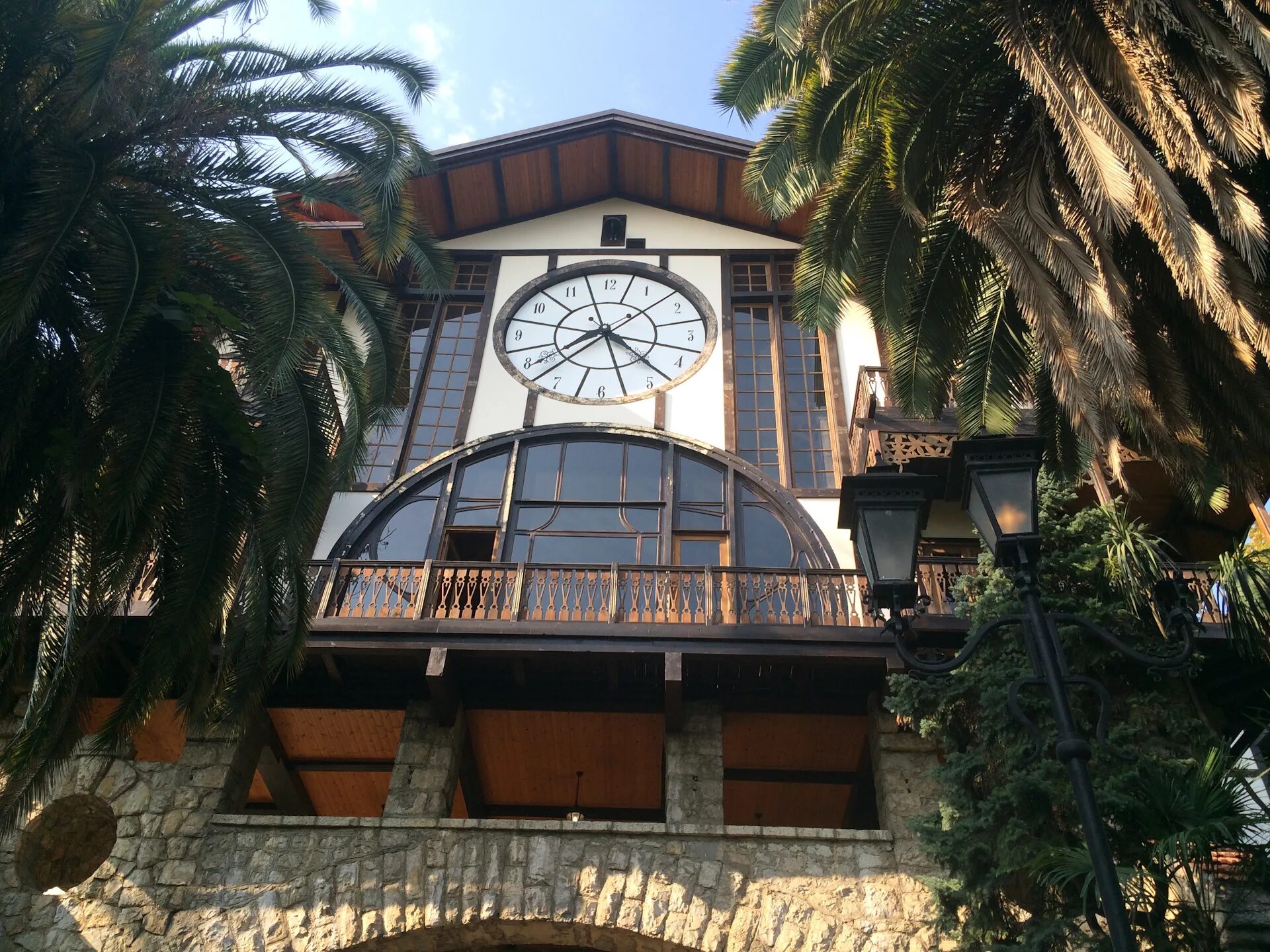 Город гагра колоннада ресторан гагрипш. Гагрипш курортный комплекс абхазия. Гагрипш 1903. Гагрипш сайт. Гагрипш сайт.