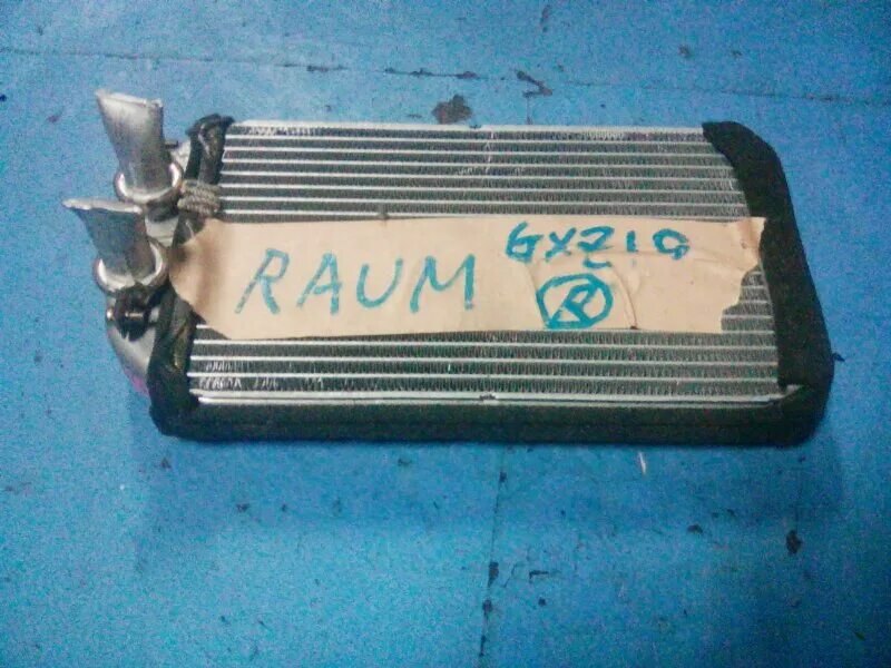Тойота раум радиатор печки. Радиатор печки раум 1998. toyota raum 1998 печка. радиатор toyota raum 2000 год.
