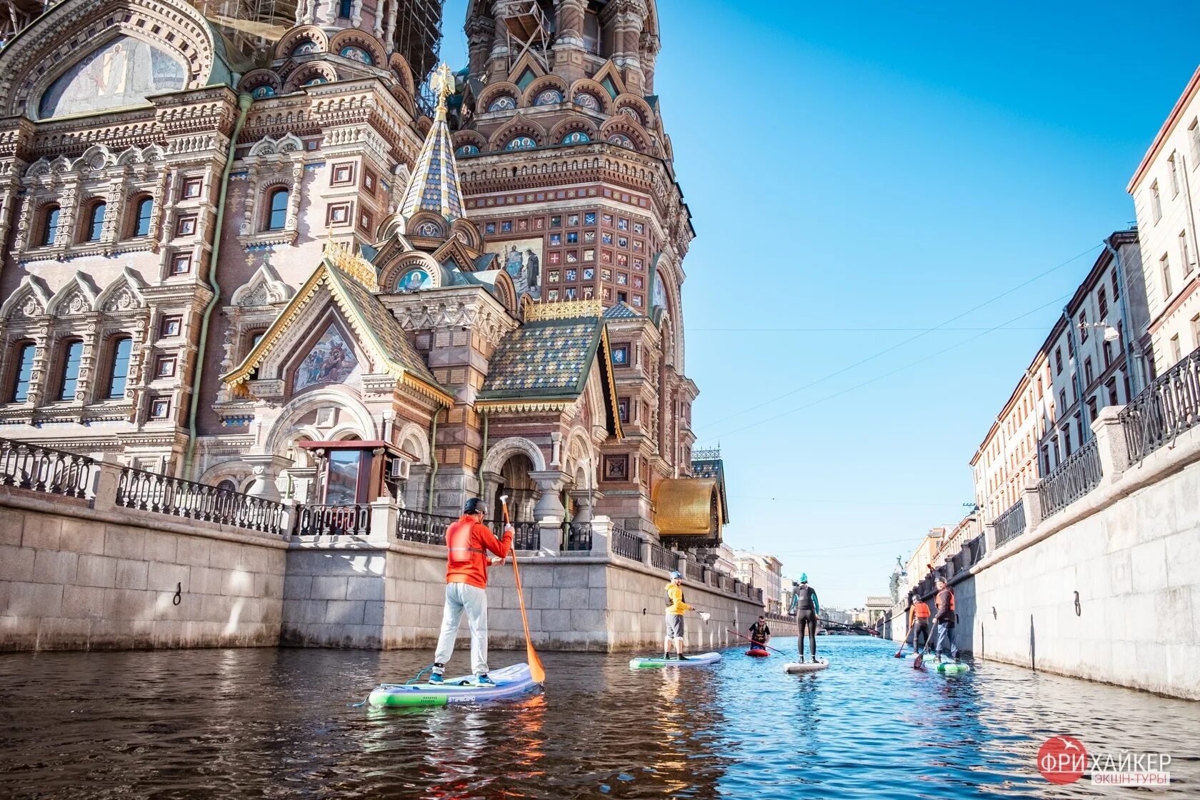 Питер сапы на каналах. Sup серфинг спб. Сап прогулка питер. Сапы на канале грибоедова. Сап санкт петербург.