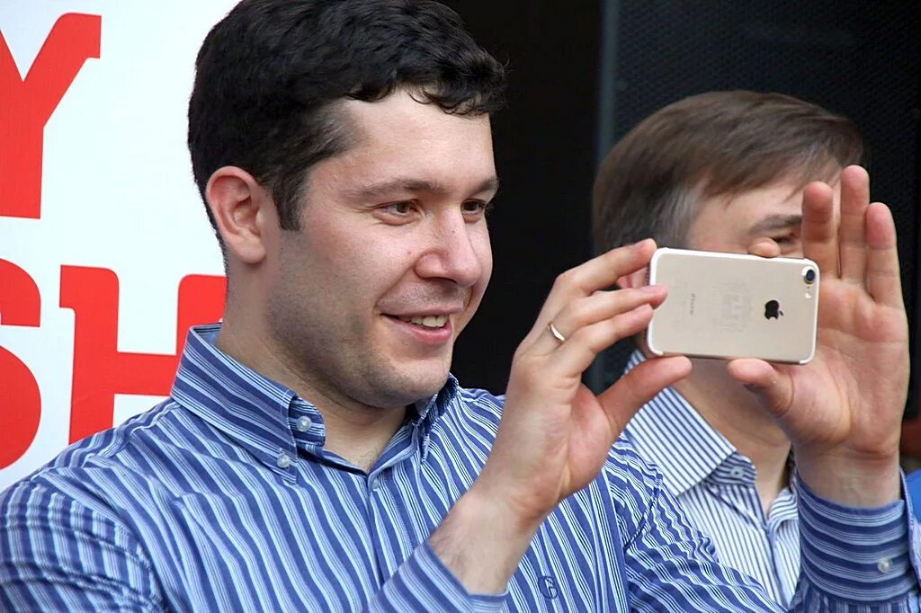 Алиханов семья. Алиханов семья
