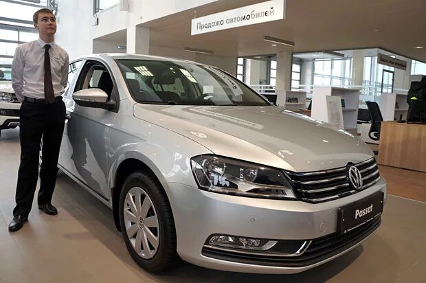 Volkswagen красноярск. Фольксваген Красноярск. Автосалон Фольксваген в Красноярске. Новый Фольксваген в Турции. Есть в Ижевске автосалон фольцвагена.