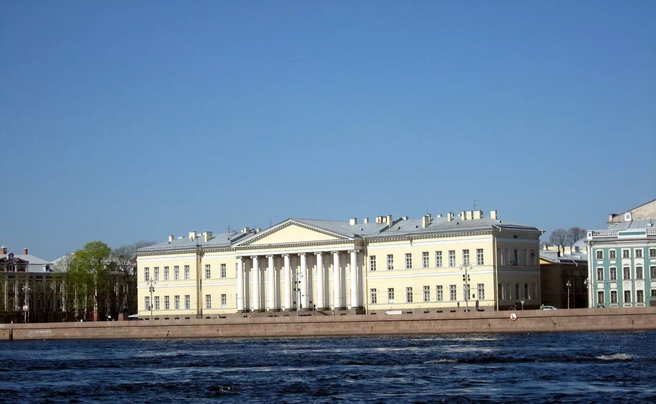 Год основания академии наук в санкт-петербурге. Петербургская академия наук была создана по указу. Академия наук 1724 петра 1. Академия наук в петербурге 18 век. Петербургская академия наук была создана по указу.