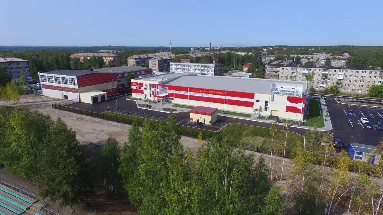 красноуральск свердловская область ледовая арена. каток восток арена канск. ледовый красноуральск. ледовая арена спартаковец екатеринбург. ледовый дворец югорск.