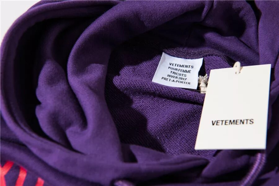 Vetements restricted. Бирки vetements. Бирка vetements оригинал. Vetements худи бирки. Бирка Limited Edition vetements.