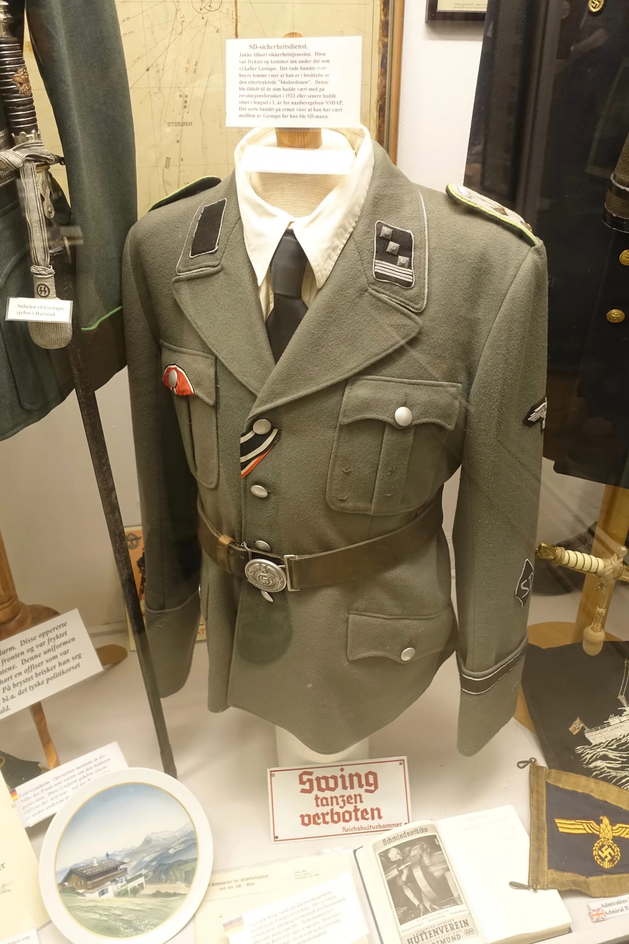 Форма СС И СД. Форма СД нацистской Германии. Униформа СД третьего рейха. Форма SD Германия.
