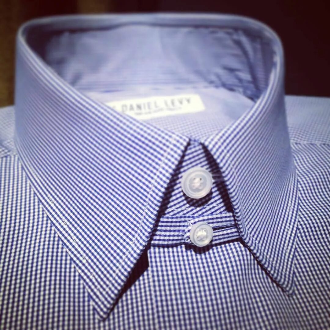 рубашка с английским воротником. мужские рубашки с двойным воротником. воротник мужской. воротник мужской рубашки. воротник рубашки.