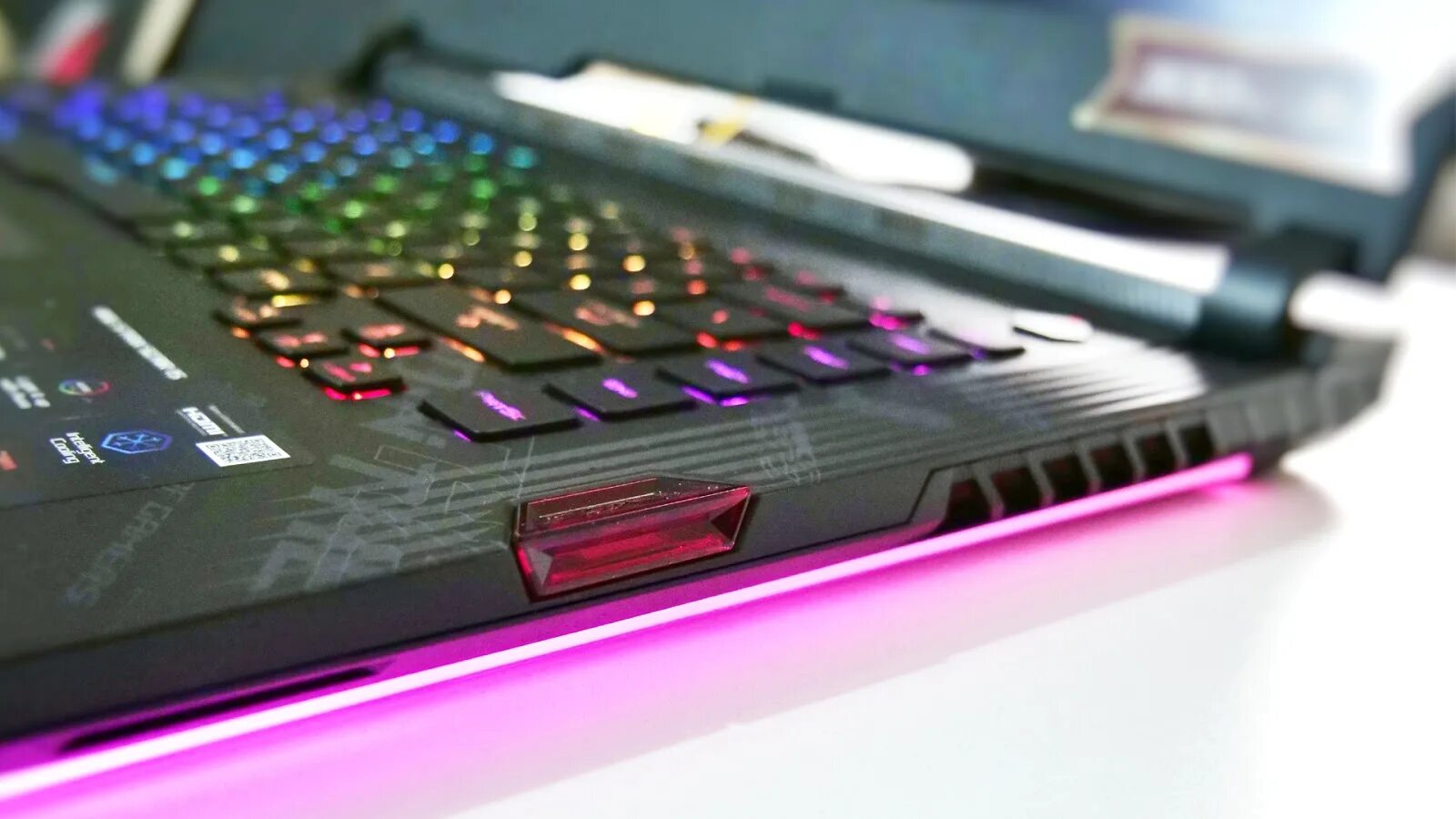 Asus rog strix scar купить. Ноутбук ASUS ROG Strix scar 15. ASUS ROG Strix g17. ASUS ROG Strix scar. ASUS ROG Strix scar g15.