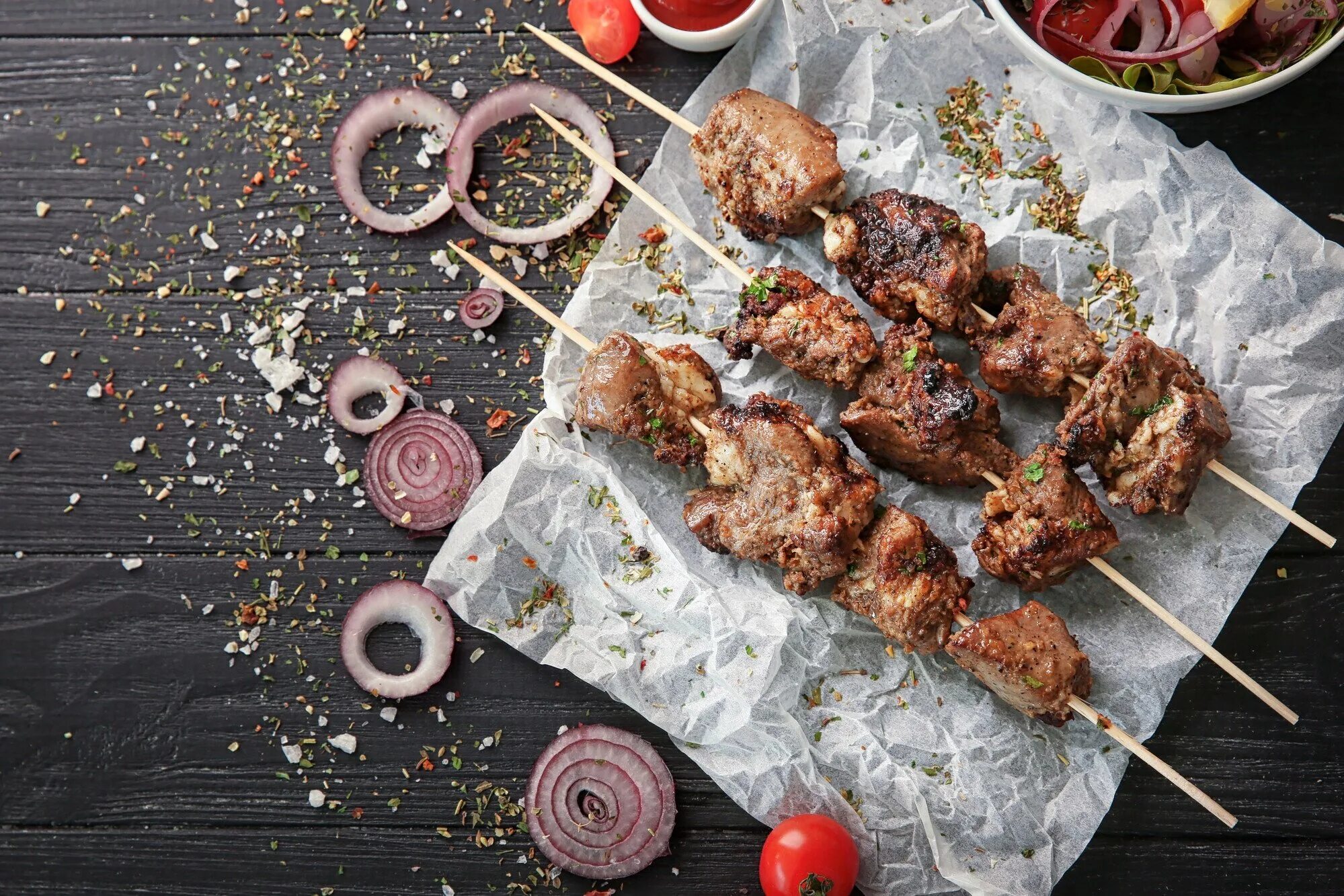 Шашлык от бельковича. Шашлык. блюда на мангале. мясо для шашлыка. шашлык из свинины.