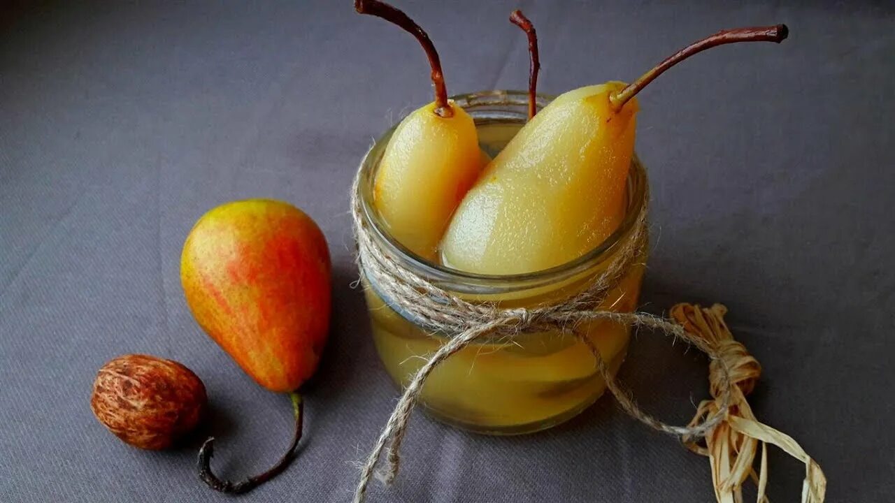 Груша домашняя на зиму. Моченые груши. консервирование груш. консервированные груши. груша консервированная.