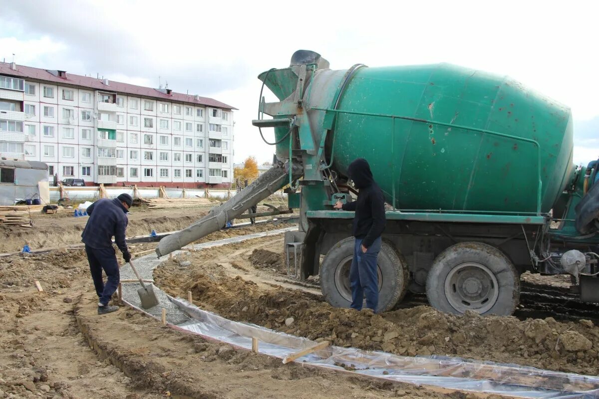 Купить 1 куб бетона. Бетон м300. Куб бетона м300 с доставкой. Мегет ЗАО труд. Бетон м300 цена за куб.