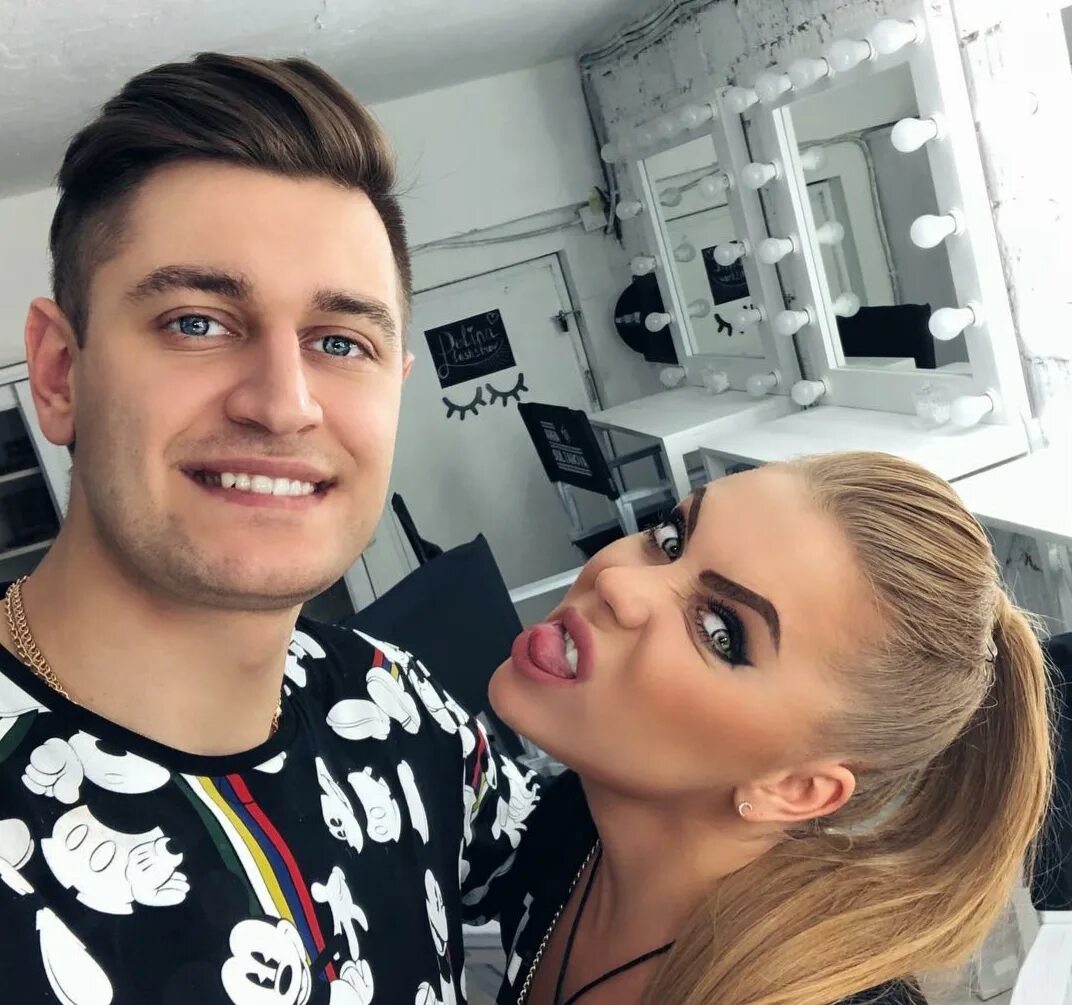 Удиви меня 2012 ходченкова. Удиви меня 2012 ходченкова. Удиви меня фильм 2012. Удиви меня кросс. Удиви меня фильм 2012 кадры.