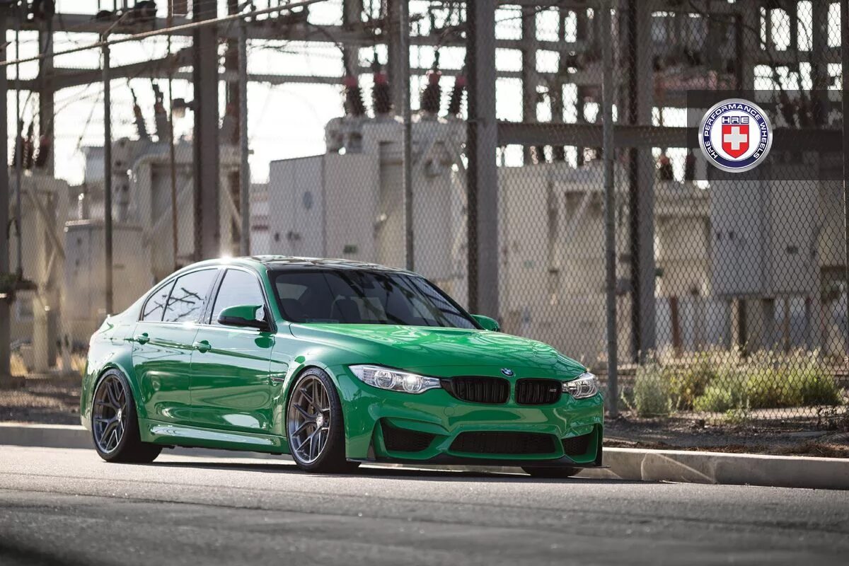 Бмв м3 компетишн 2021. Bmw m 3 g 82 зелен. Bmw m3 green. Бмв м3 зеленая. Bmw m3 2022 green.
