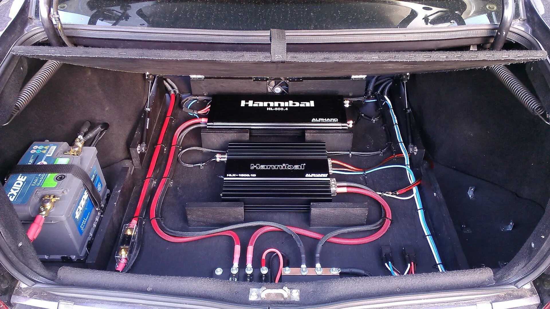 Фальшпол в багажник приора хэтчбек. Фальшпол приора хэтчбек. Фальшпол в багажник приора хэтчбек. Фальшпол в багажник приора седан. Фальшпол приора седан под усилители.