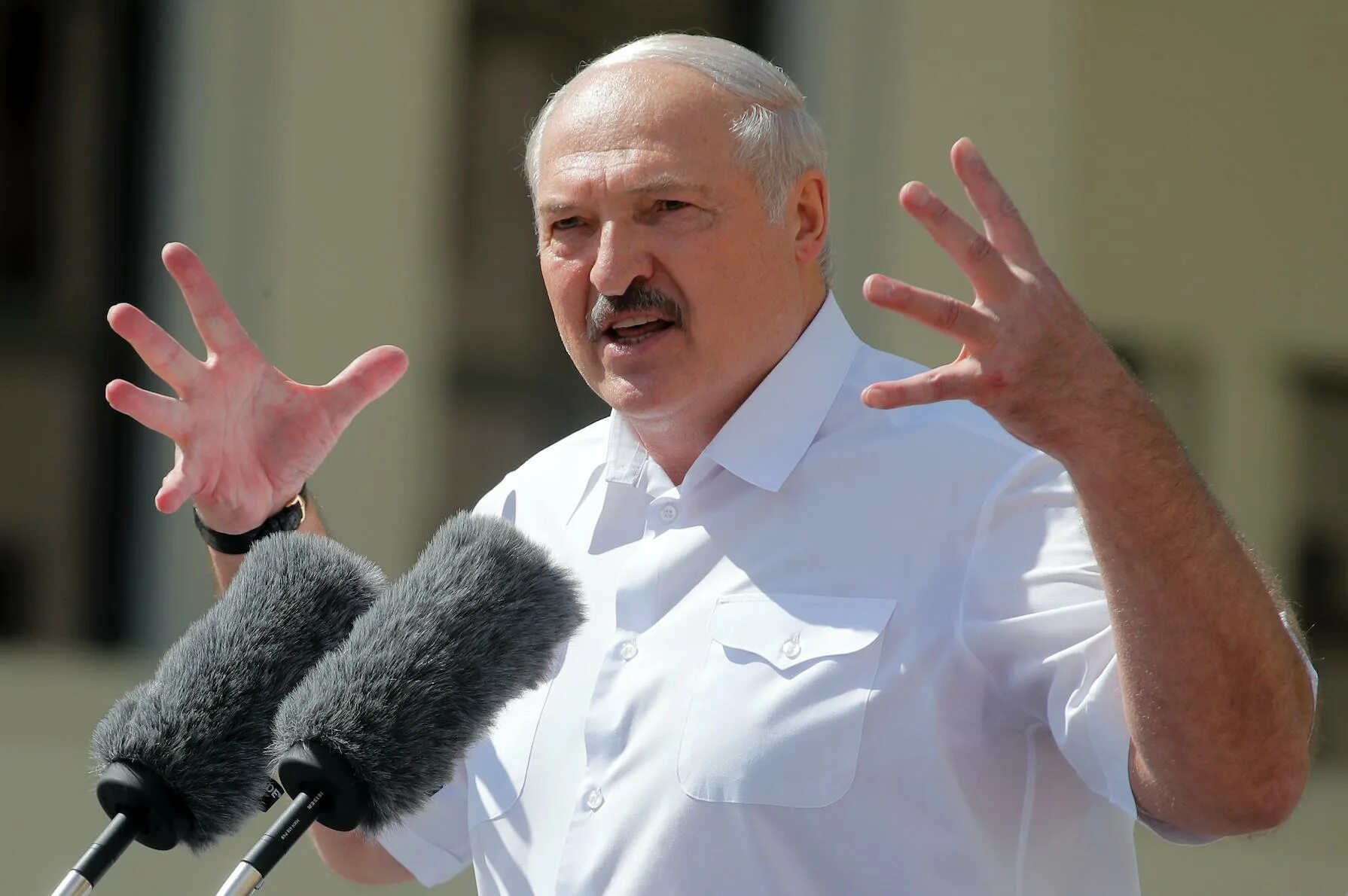 Как зовут лукашенко. Лукашенко. александр григорьевич лукашенко. лукашенко александр григорьевич 2025. александр лукашенко зигует.