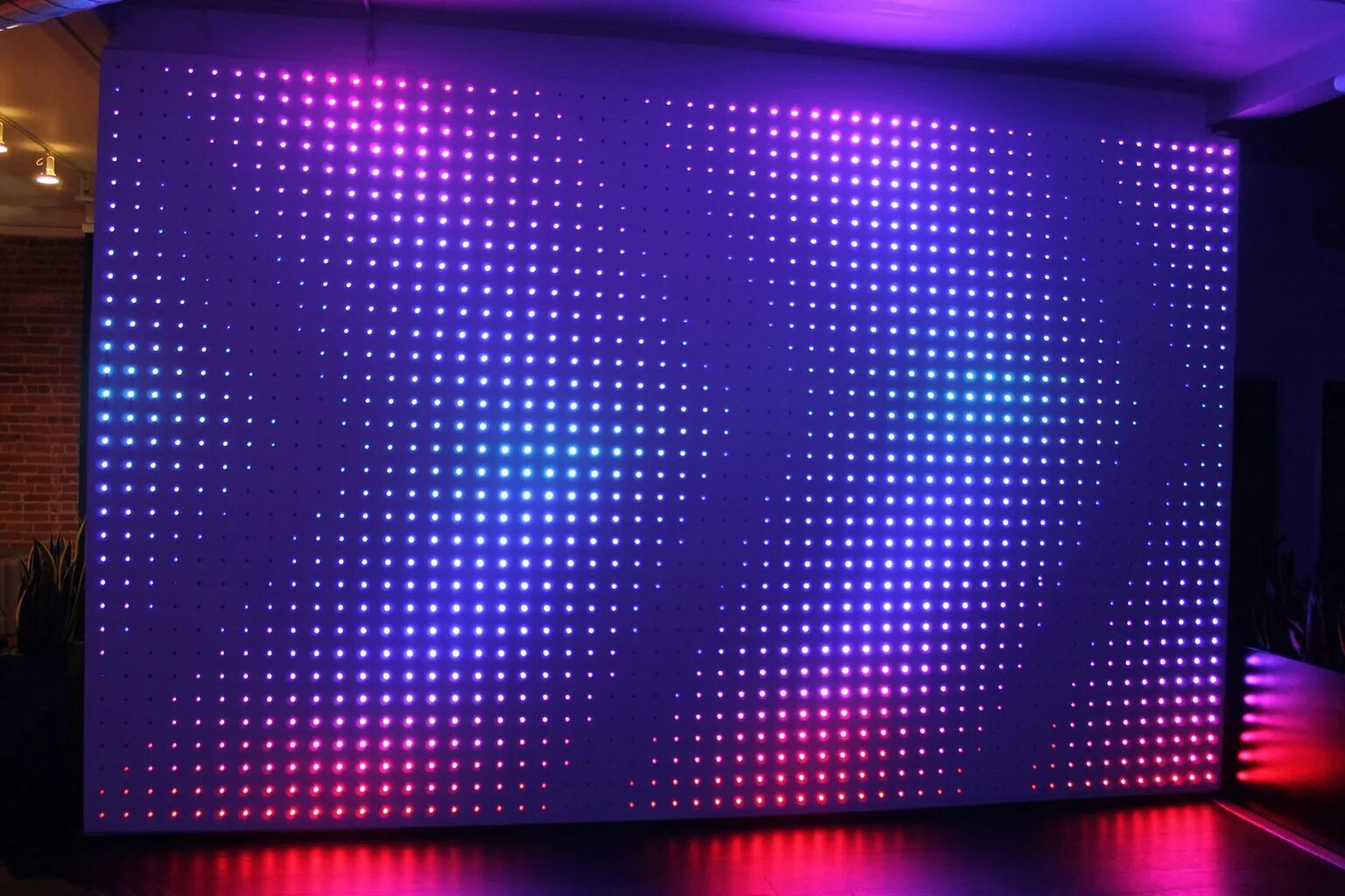 Display texture. Светодиодная стена экран. Диодный экран. Led экран на стене. Подсветка экрана.