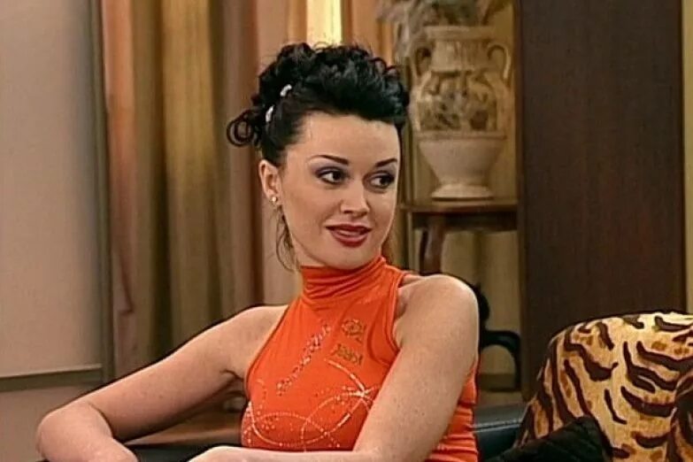 няня вика работала в бутике. няня вика работала в бутике. няня вика прутковская. моя прекрасная няня 5 серию. моя прекрасная няня 2005.