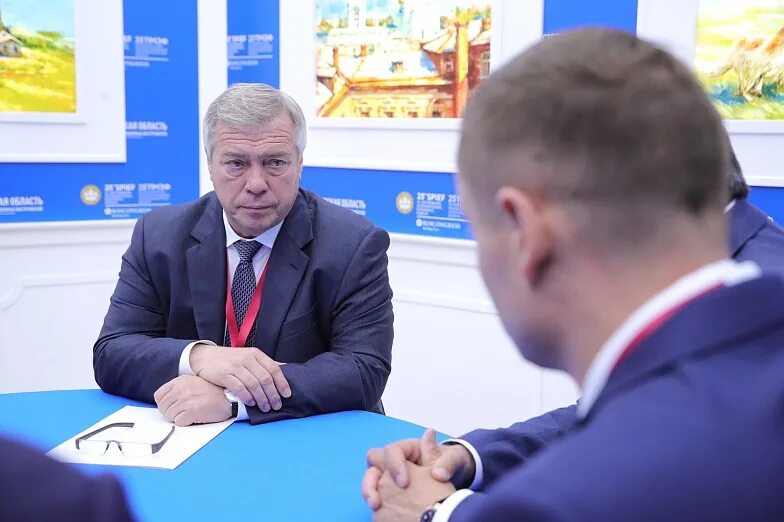 Перехрист ростов на дону правительство. Дон 24 телестудия. Дон 24 новости на дону. Дон 24 телестудия. Дон 24.