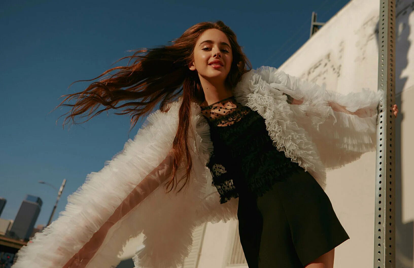 Julia is doing. Julia is doing. Julia is doing. Julie london swing me an old song. Виза невесты брэндон и юлия.