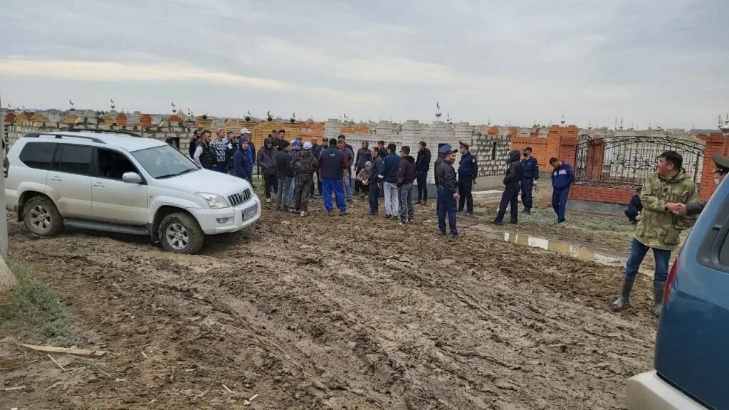 Погода в атырау на день. Газета Прикаспийская коммуна Атырау последний выпуск. Новости Атырау на сегодня последние новости.