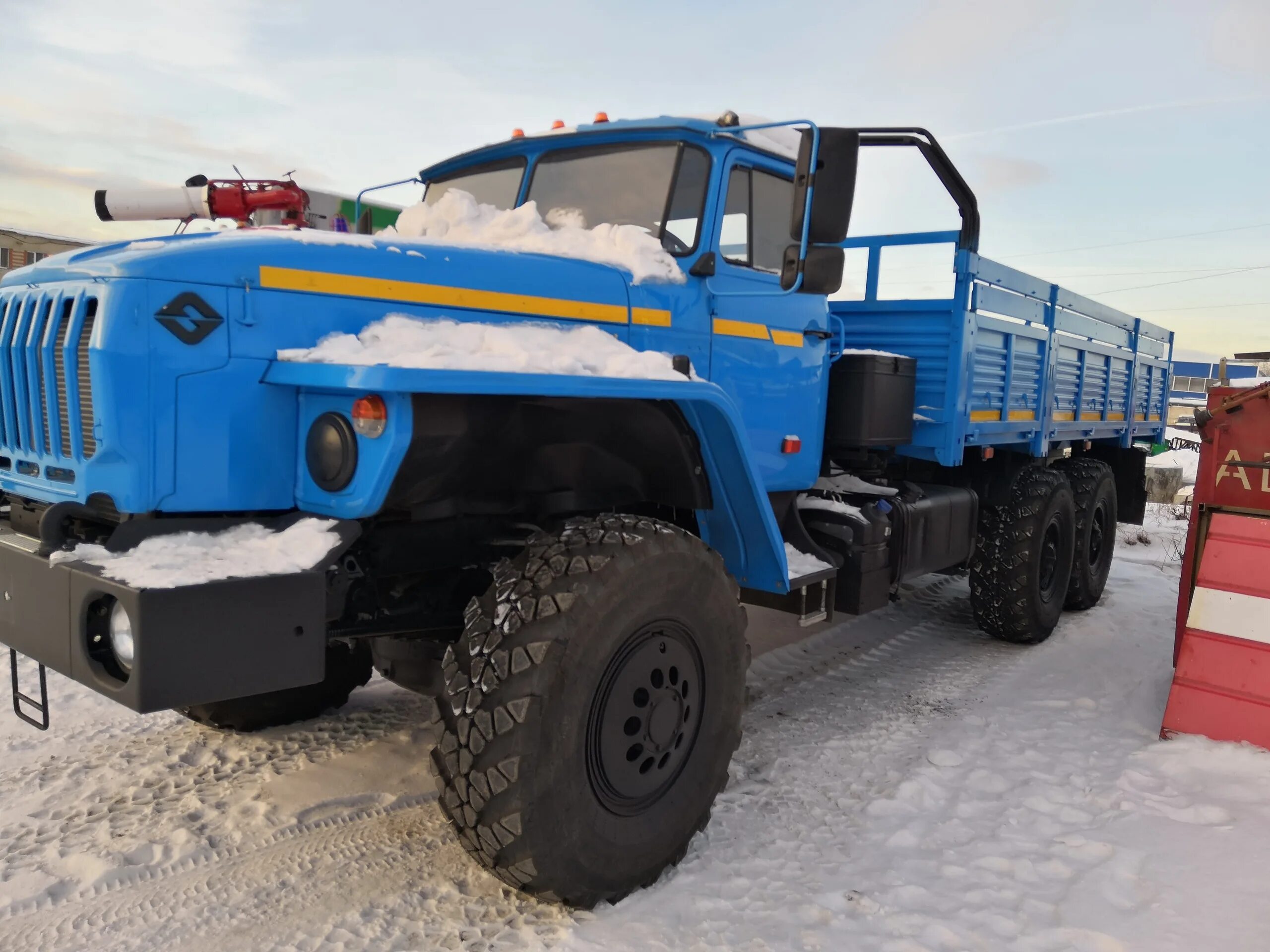 автомобиль урал урал 4320. урал 4320-0911 бортовой. урал - 4320-0911 кузов. урал 4320-0911 бортовой. бортовой урал 4320-0911-60е5.