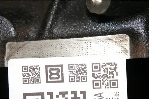 Где находится номер двигателя мерседес