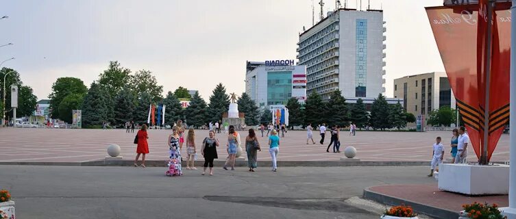 Армавир краснодарский край. Армавир черемушки. Армавир улица азовская 118. Армавир черемушки. Армавир черемушки.