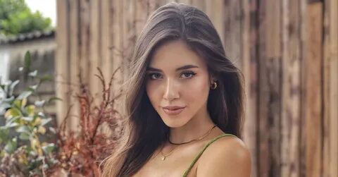 Model bio