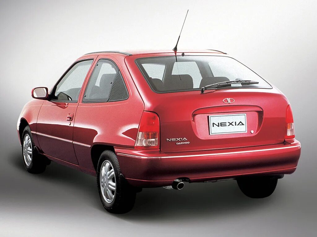 Daewoo Nexia. Daewoo Nexia Hatchback. Daewoo Nexia i 1994. Нексия 1 хэтчбек.