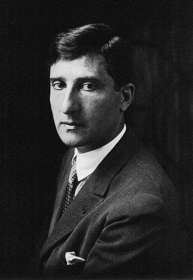 Луи поль. Поль-луи вейллер. луи-поля гитея. поль луи мари брусе. louis paul cailletet.