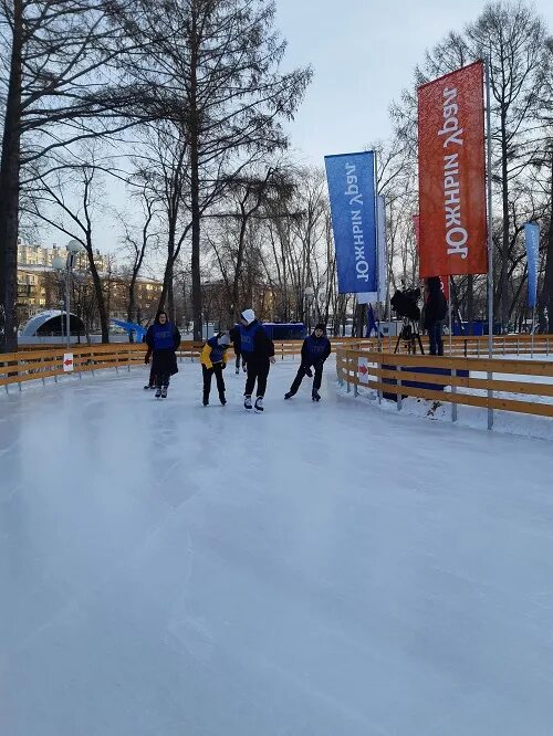 Парк пушкина юрга каток. Парк пушкина каток 2024. Парк пушкина каток 2024. Парк терешковой каток. Парк пушкина каток 2024.