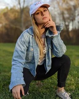 Katerino (Youtuber) Bio, Wiki, Boyfriend, Dating, Age, Height, Weight.