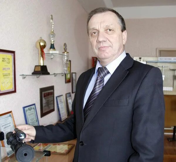 Завод рогачев. Рогачев город в белоруссии. Рогачевский диапроектор. Рогачёвский завод «диапроектор». Завод диапроектор рогачев.