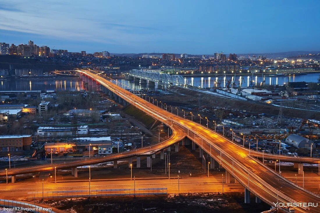 В красноярске на николаевском мосту. Николаевский мост Красноярск. 4 Мост Красноярск. Коммунальный мост Красноярск. Четвертый Николаевский мост в Красноярске.