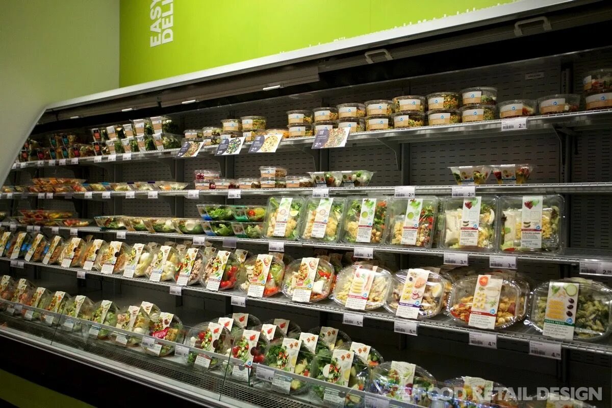 Спар франция. Еда to go. Много еды. Готовые блюда. Боул в контейнере.