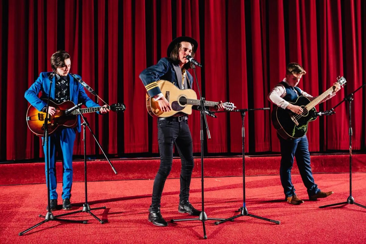 F mark. Sing mark. Little havana miami. West little havana в майами. West little havana в майами.