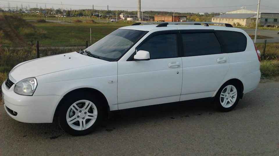 Приора универсал серая. Приора универсал 2016 год. Цвет сочи 360 приора. Приора универсал серая тонировка 2006. Приора универсал курск.