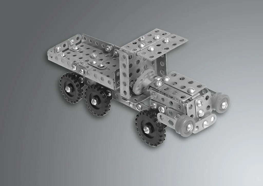 конструктор изделия. конструктор изделия. лего пирамида 2022. конструктор изделия. камаз 53212 из железного конструктора.