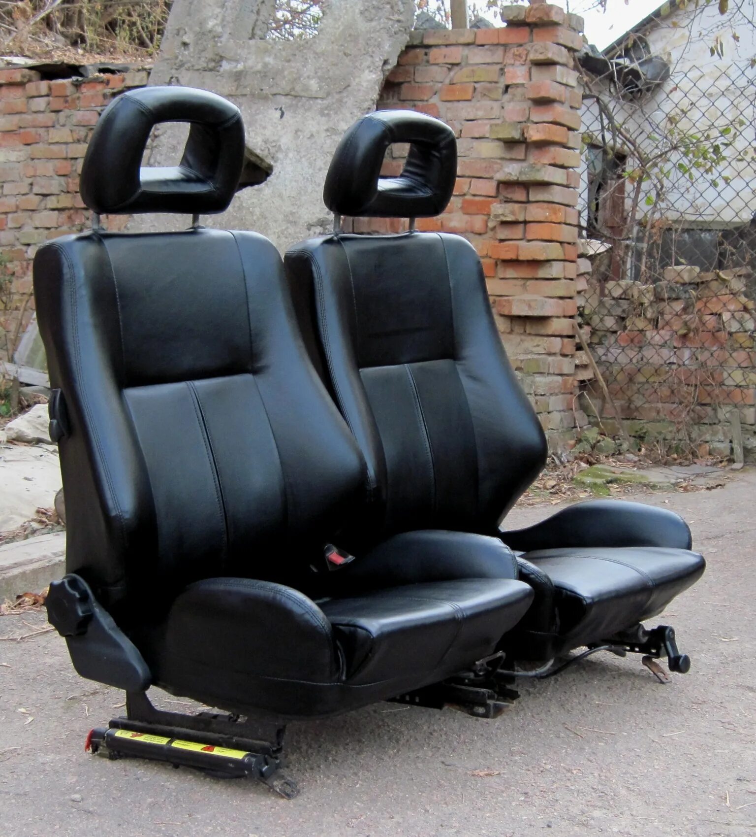 Облицовка сиденья. Сиденья рекаро 2114. рекаро ст2 кожа. omega b recaro. сиденья рекаро с электроприводом.