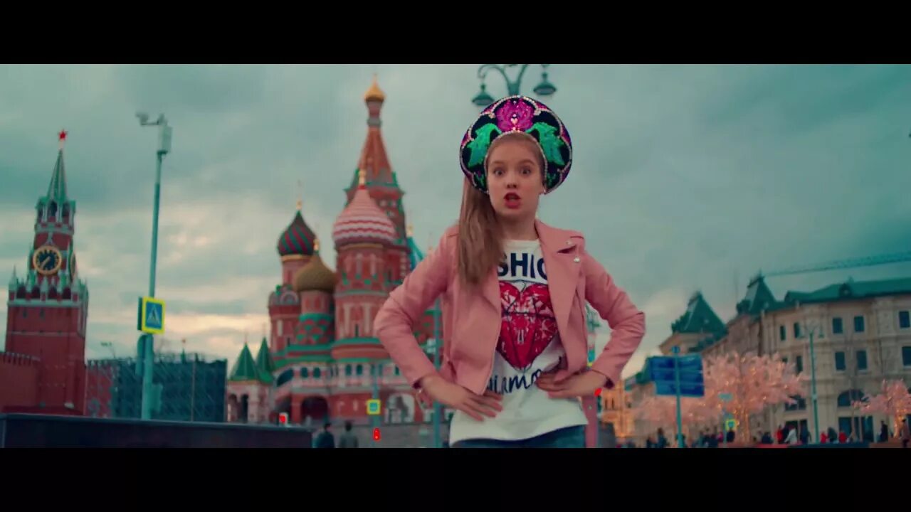 А на патриках матрешки кто поет. Матрешка музыкальная лев. Ляпис трубецкой "матрёшка". Герои-матрешки. Матрешка музыкальная лев.