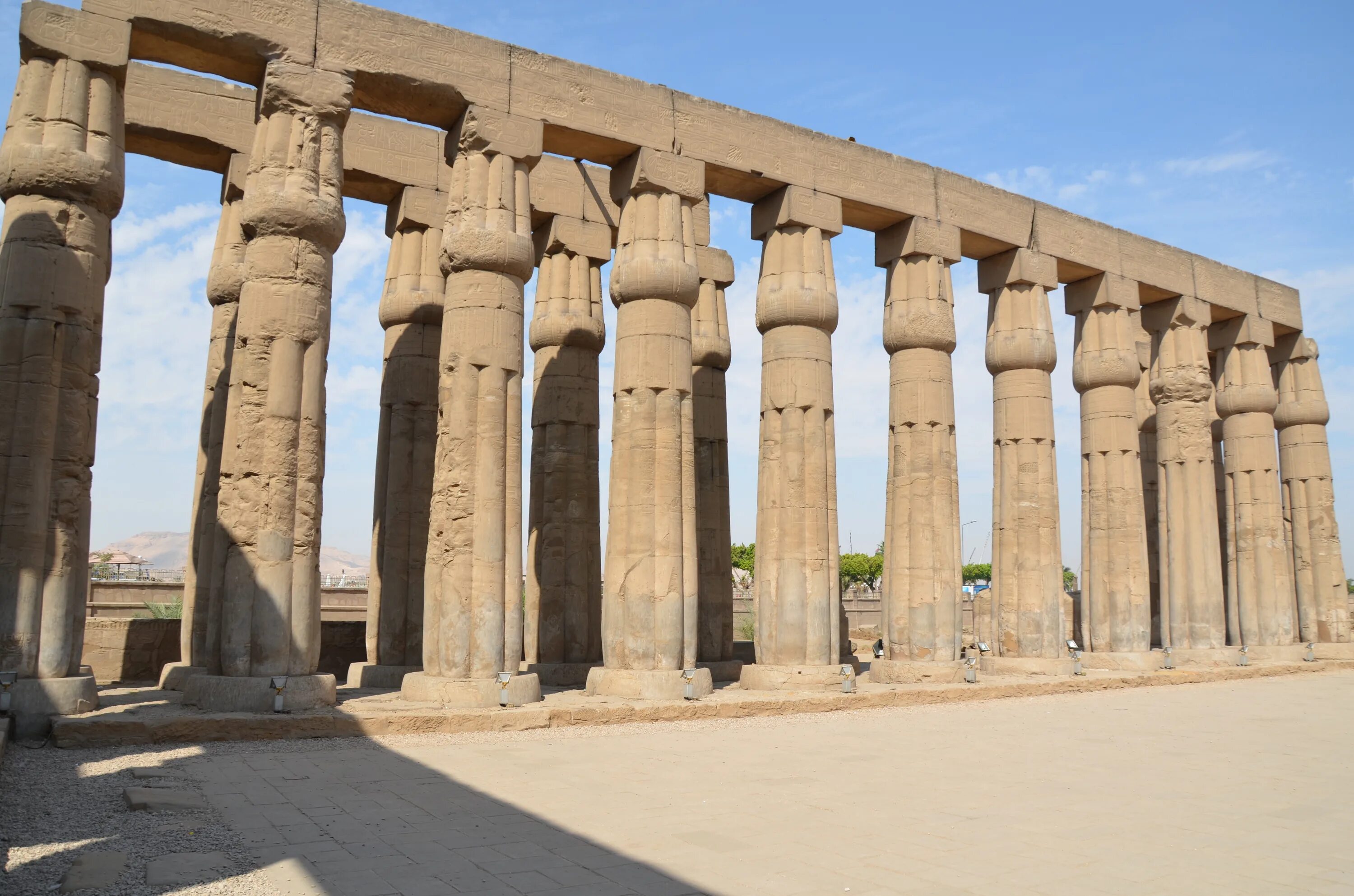 Пирамида людей. Official egypt. Пирамиды луксор египет. Колоссальная архитектура. Official egypt.