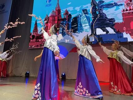 Русский народ представление на фестивале дружбы народов
